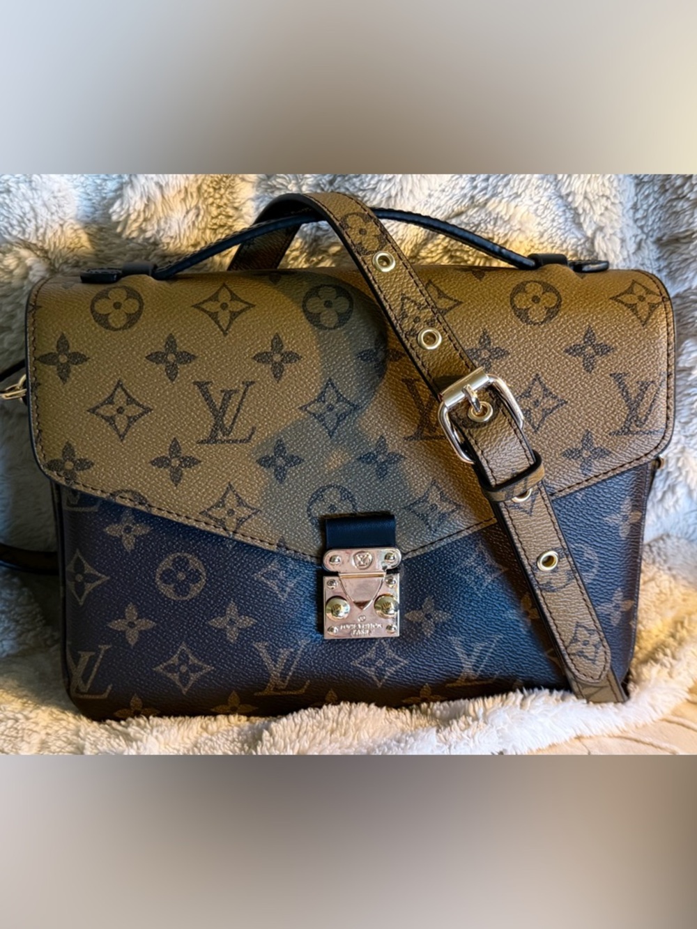 Luxury Two-Tone Monogram Canvas Crossbody Bag - Picture 3 of 10